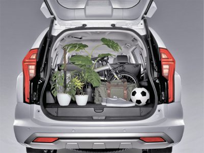 Bagasi New Pajero Sport Facelift tipe Dakar Malang Jawa Timur